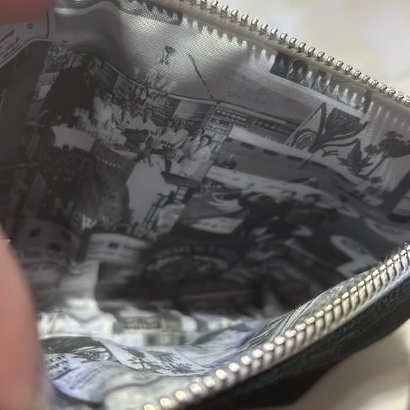 Men’s Kiehl’s & Necessaire 4 piece set - Picture 2 of 3